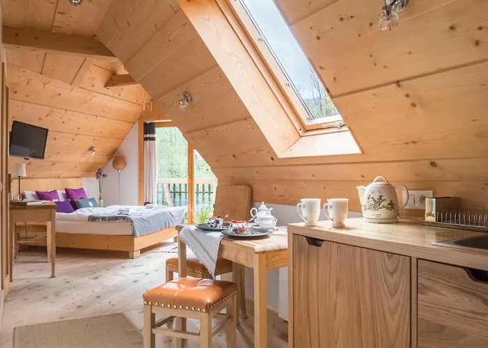 Mirwa Bed & Breakfast 3*