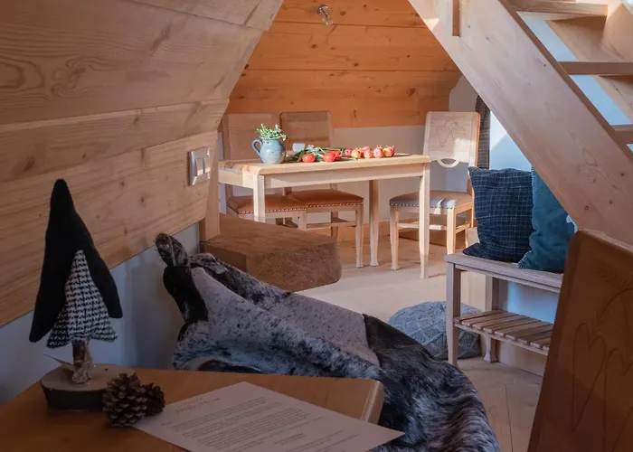 Mirwa Bed & Breakfast 3*