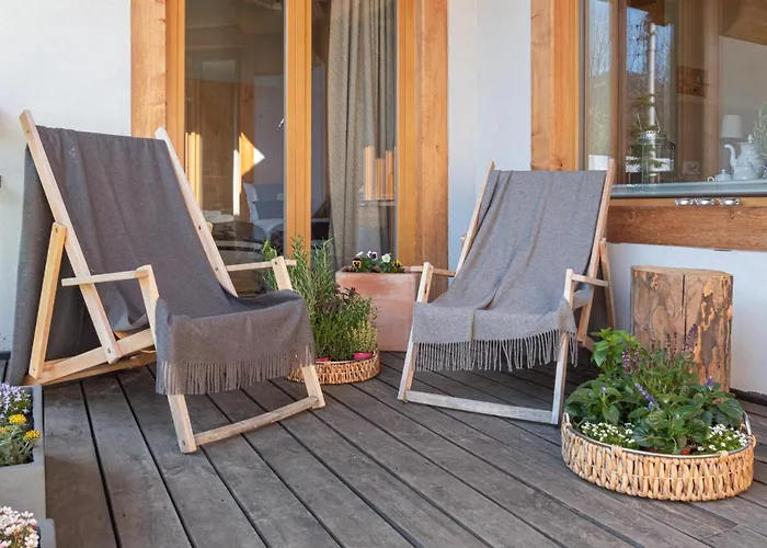 Mirwa Bed & Breakfast 3*